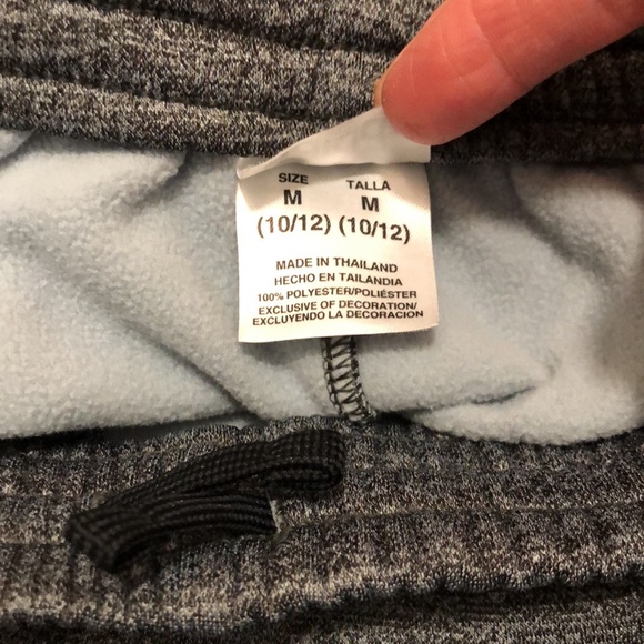 Adidas boys jogger size 10/12 gray/black - Picture 5 of 6